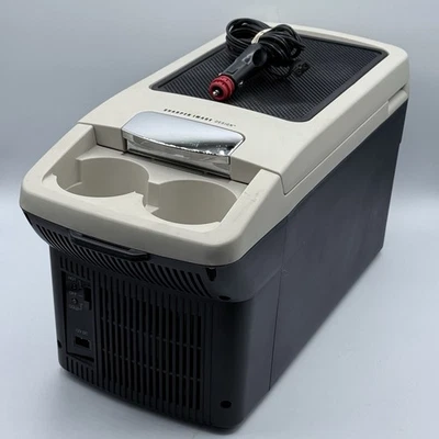 Sharper Image SI551 Hot + Cold Car Plug In Snack Box Cooler 12 Volt, 32 Watt - Image 1 of 4