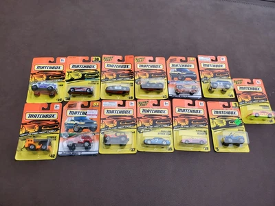 Lote Matchbox de 13 carros novos na embalagem 1993-1997 - Imagem 1 de 4