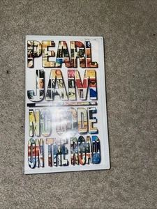 Used Pearl Jam No Code On The Road VHS Tape No Box Or Contain Other That Sleeve - Bild 1 von 4