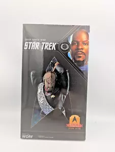Mini Figura Maestra QMx Worf - Nueva y Precintada - Imagen 1 de 5