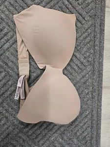 T-shirt Victorias Secret reggiseno leggermente foderato 38DD nudo wireless - Foto 1 di 4