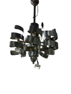 Lampadario a sospensione in metallo intrecciato - Foto 1 di 1