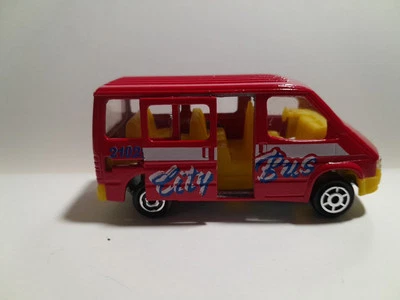 Majorette No.243 福特 Transit City 巴士 Van 红色 带滑动门 — 第 1/4 张图片