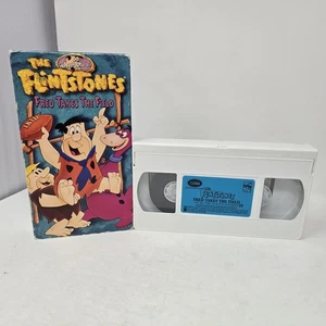 The Flintstones - Fred Takes the Field (VHS, 1994) - Bild 1 von 7