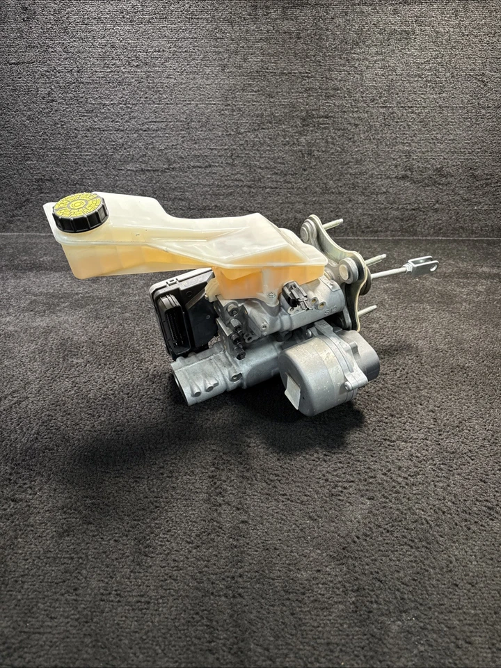 Bomba de cilindro de refuerzo de freno antibloqueo ABS Ford F150 2021-2023 OEM ML34-2D335-CF Foto 1 de 4