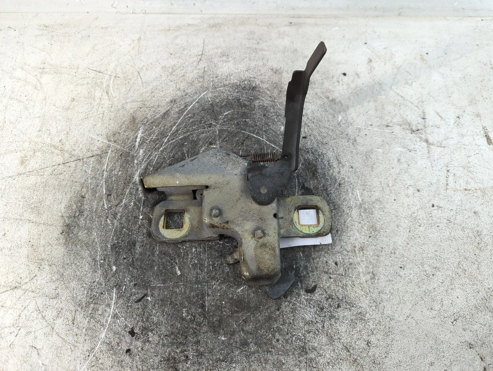 Ford F-150 1996 montaje de pestillo de capó JJ60O Foto 1 de 4