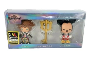 2017 SDCC Kingdom Hearts 3D Monogram Sora, Keyblade Mickey Keychain Ring Set HTF - Picture 1 of 12