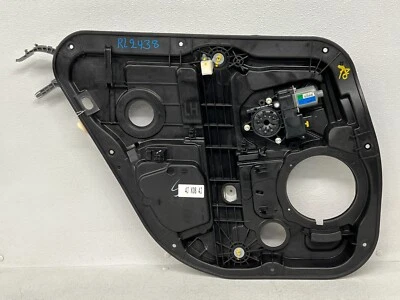 ⭐2015-2017 KIA K900 LUXURY REAR LEFT DRIVERS DOOR WINDOW REGULATOR OEM LOT2438 - Image 1 of 4