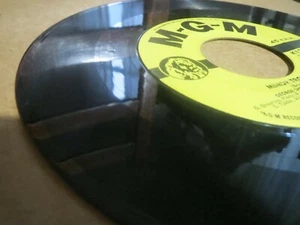 45RPM MGM K12227 George Shearing, Minor Trouble / Spring Is Here, sharp E- E E- - Picture 1 of 8