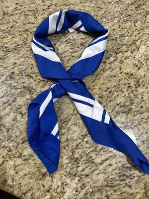 Vtg 1960s Mod Retro Italian 100% Polyester Square Blue White Pattern Scarf - Image 1 of 4