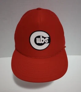 Gorra de sombrero rojo estilo camionero con logotipo del equipo de béisbol de los Chicago Cubs MLB - Imagen 1 de 7