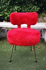 Vintage Chaise Moumoute Fourrure Couleur Rouge Années 60/70 Ancien Déco Rétro 