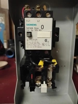 CONTACTOR SIEMENS SSL BO TALLA 0 110/120V 50/60HZ.  Foto 1 de 3