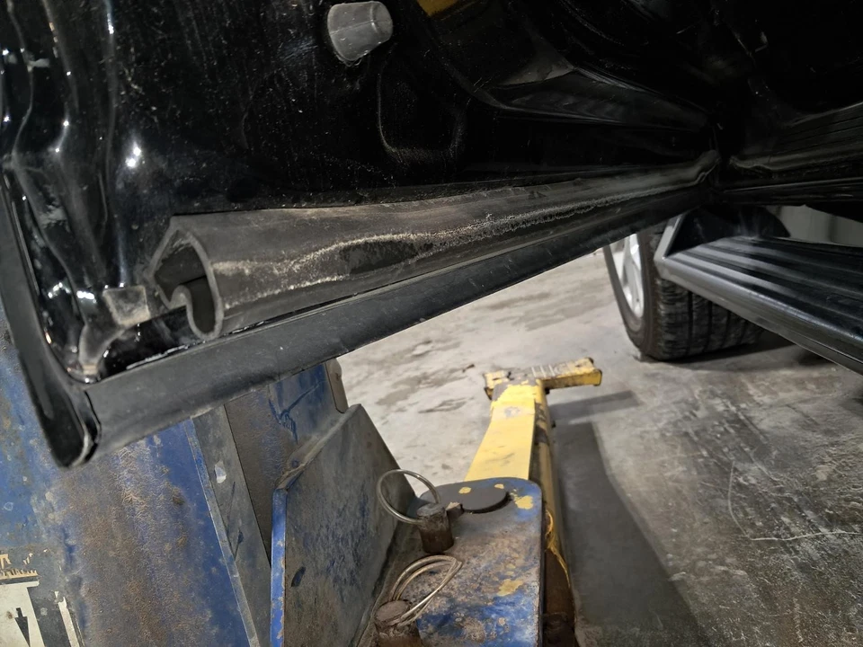 Used Front Left Door Interior Trim Panel fits: 2017 Ford Expedition  Grade A Foto 1 de 4