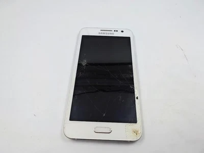 Samsung Galaxy A3 16GB/1,5GB RAM, Blanco, Smartphone - Laboral, Roto Pantalla - Imagen 1 de 4