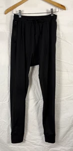 ALO Men’s Yoga Pants Conquer Revitalize Color Black Size Small EUC - Picture 1 of 9