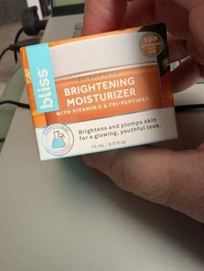 Bliss Bright Idea Brightening Moisturizer With Vitamin C And Tri Peptides 15ml - Picture 1 of 8