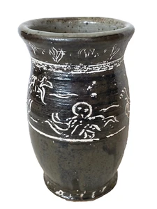 NEW! HANDMADE POTTERY KRAKEN SEA MONSTERS GREEK NORSE MYTHOLOGY CARVED VASE ART - Picture 1 of 11