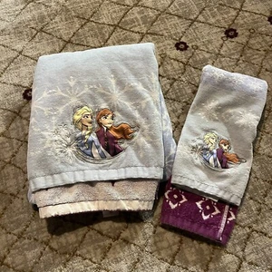 Disney's Frozen 2 Anna & Elsa Hand And Bath Towel Set Jumping Beans Blue Purple - Picture 1 of 9