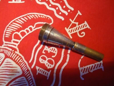 WARBURTON FRENCH HORN CUSTOM MOUTHPEICE CUP - Image 1 of 4