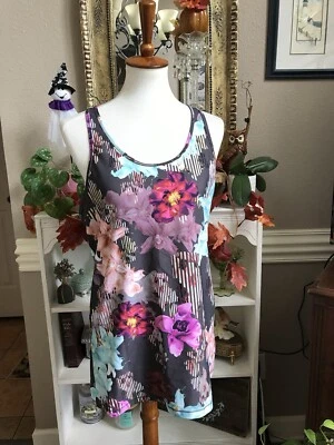 Camiseta sin mangas Calia by Carrie Underwood talla 1X estampado floral recorte espalda deportiva fitness Foto 1 de 4