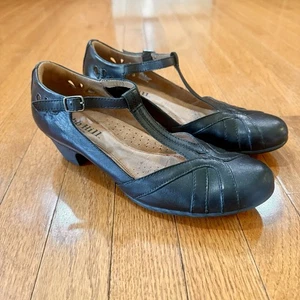 Cobb Hill Angelina T Strap Heels Women’s 8.5 N Black Leather Shoes Mary Janes - Picture 1 of 9