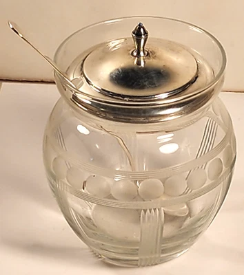 FRASCO DE CONDIMENTO DE VIDRIO CORTADO CON TAPA DE PLATA ESTERLINA Y CUCHARA DE LEY Foto 1 de 4
