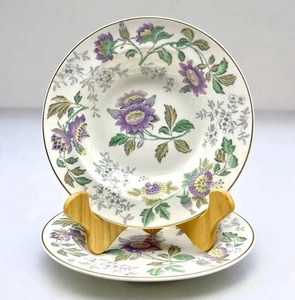 Wedgwood Avon Bone China Suppenschalen mit Rand lila Blumen 2er Set - Bild 1 von 6