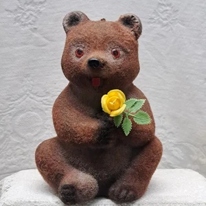 Banco de oso marrón flocado difuso vintage con tapón y rosa amarilla Hong Kong - Imagen 1 de 6