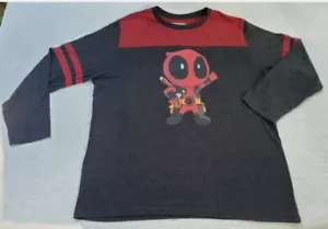 Chibi Deadpool Official Marvel Long Sleeve Shirt MD - Picture 1 of 3