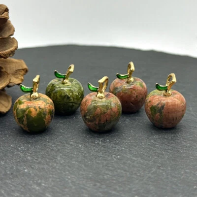 20件装18x22毫米苹果雕像吊坠天然Unakite石雕项链首饰 — 第 1/4 张图片