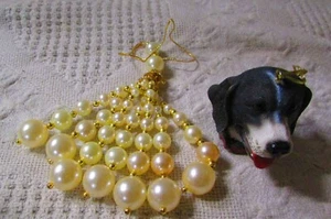2 Weihnachtsschmuck, Hund & Perlen einer - Bild 1 von 2