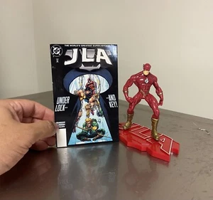 DC Comics Total Justice League The Flash Figure Kenner With Stand - Picture 1 of 5