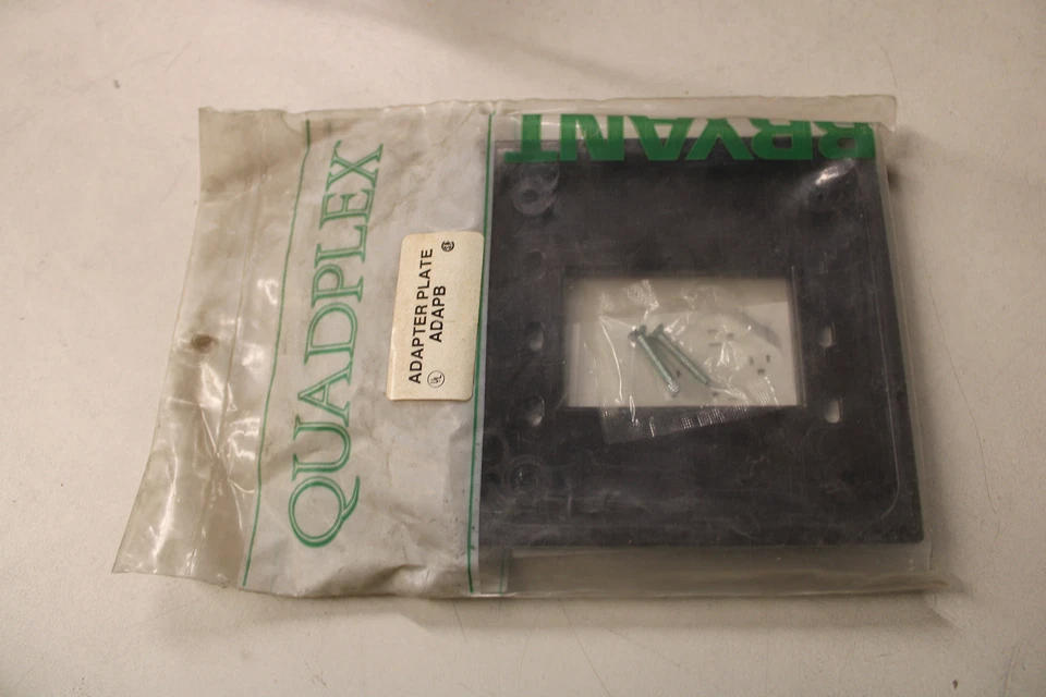 Otros dispositivos de cableado Idec Izumi Corporation NSB ADAPB Foto 1 de 2