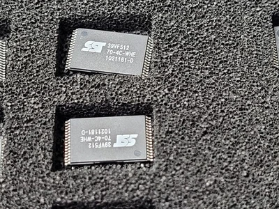 SST39VF512-70-4C-WHEEL FLASH IC 512Kbit Paralelo 70 ns 32-TSOP ROHS Foto 1 de 4