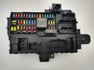 2010 Ford Expedition Lincoln Navigator Fuse Box Relay Block AL1T-15604-AD OEM - Bild 1 von 9