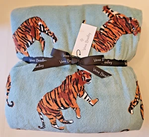 Vera Bradley Throw Bali Jungle 50" x 80" -Sealed - Picture 1 of 11