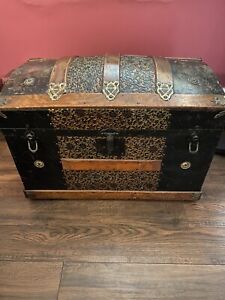 Beautiful Antique Victorian Embossed Camelback Domed top Trunk All-original