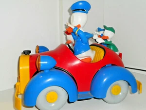 WEGATOYS WALT DISNEY AUTO 313 DI PAPERINO E NIPOTINI VINTAGE MADE IN ITALY - Bild 1 von 12