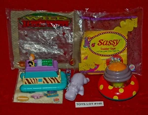 VINTAGE TOYS BURGER KING Sassy Wild Thornberry Set of 2 Lot#148 - Picture 1 of 5