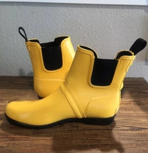 Cole Haan Women's Yellow & Black Waterproof Rain Rubber Ankle Bootie US 10 EUC - Picture 1 of 18