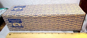 Vintage 1950er Jahre Downyflake Donuts Donuts unbenutzt alter Stock Donut Box, schönes Dekor - Bild 1 von 5