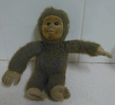 HOSUNG CO VINTAGE SMALL CHIMPANZEE?  PLUSH BEANIE TOY ANIMAL- FELT FACE - image 1 of 4