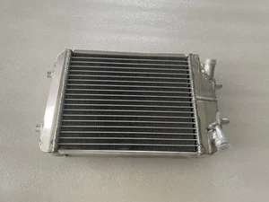 Left AUX Radiator For Audi RS3 RS5 RS6 RS7 S8 TT TTS 2015-2023 8K0121212C - Picture 1 of 5