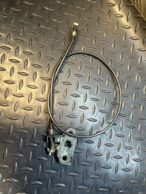 Cable de asiento trasero triple velocidad Triumph T955i y cierre T595 99-04 Foto 1 de 4