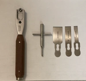 V. Mueller OS8149-56 Bone Chisel w/ Handle and 3 Blades - Picture 1 of 7