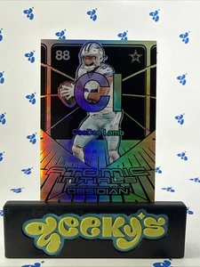 2024 Panini Ossidiana - Iniziali Atomiche CeeDee Lamb #3 Argento /99 - Foto 1 di 14