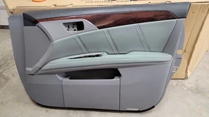 2005-2012 TOYOTA AVALON RIGHT FRONT DOOR INNER TRIM PANEL GRAY WOODGRAIN - Picture 1 of 4