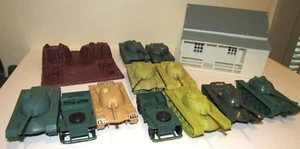 World War II Toy Tank House Jeep US Army Plastic WW2 Lot Playset - Picture 1 of 14