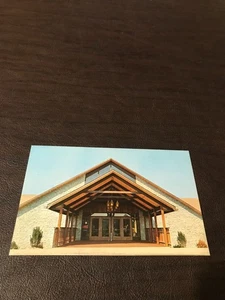 UNPOSTED POSTCARD - BURR OAK LODGE - 4 MILES NORTHEAST OF GLOUSTER, OHIO - Picture 1 of 2